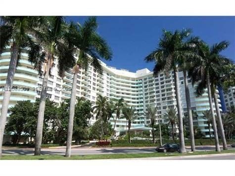 Real estate property located at 5161 Collins Ave #1702, Miami-dade, Seacoast 5151 Condo, Miami Beach, FL