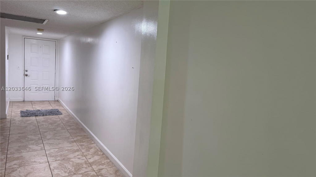 Real estate property located at 1200 137th Ave #211E, Broward, Suffolk At Century Villag, Pembroke Pines, FL