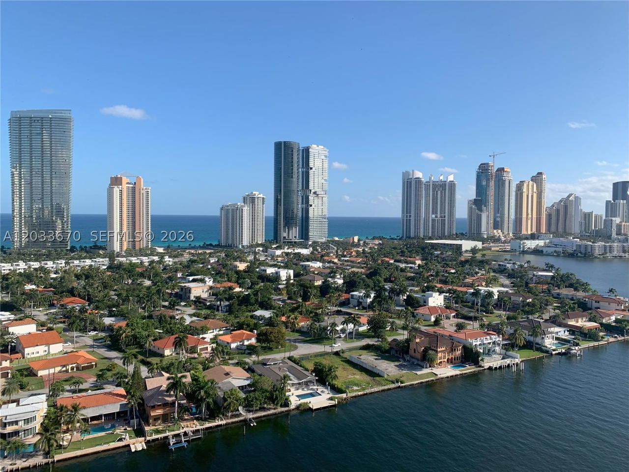 Real estate property located at 19195 36th Ct #2410, Miami-dade, Mystic Pointe Condo No Tw, Aventura, FL