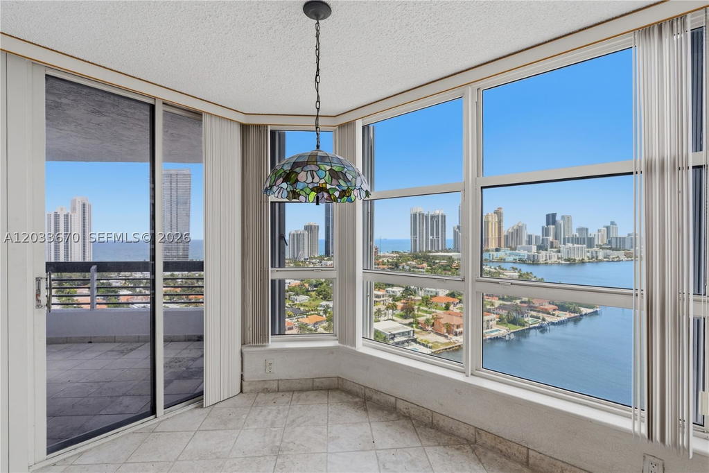 Real estate property located at 19195 36th Ct #2410, Miami-dade, Mystic Pointe Condo No Tw, Aventura, FL