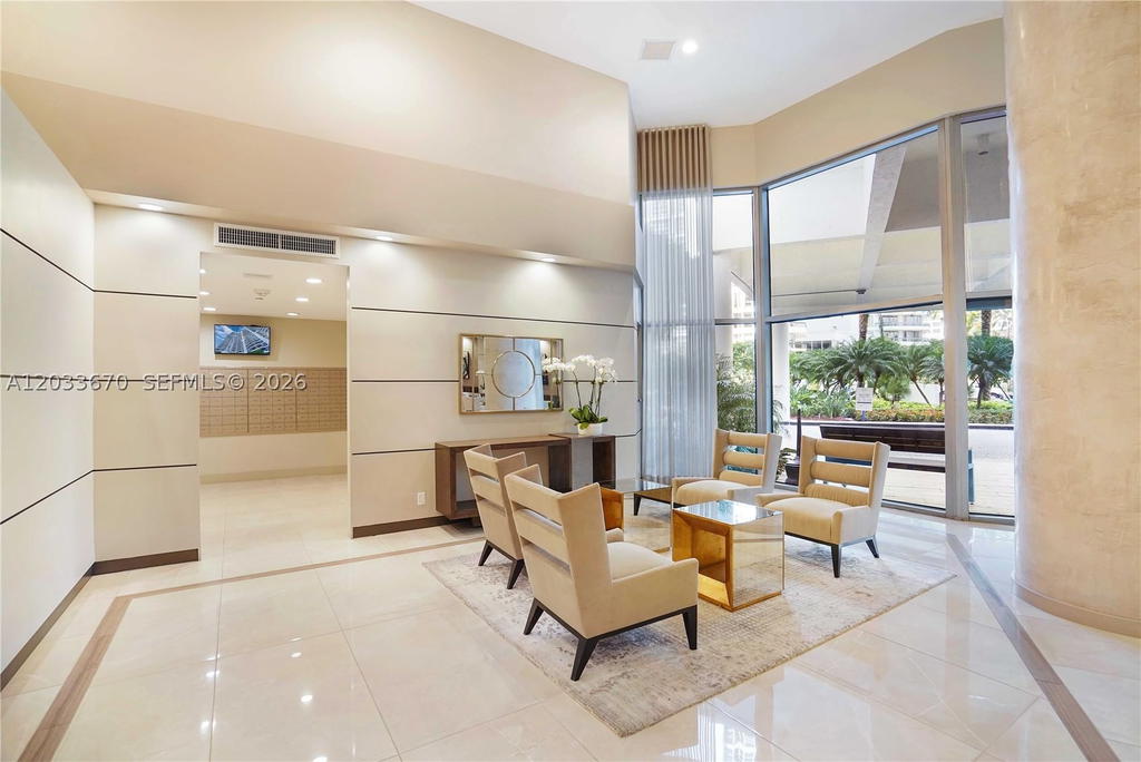 Real estate property located at 19195 36th Ct #2410, Miami-dade, Mystic Pointe Condo No Tw, Aventura, FL