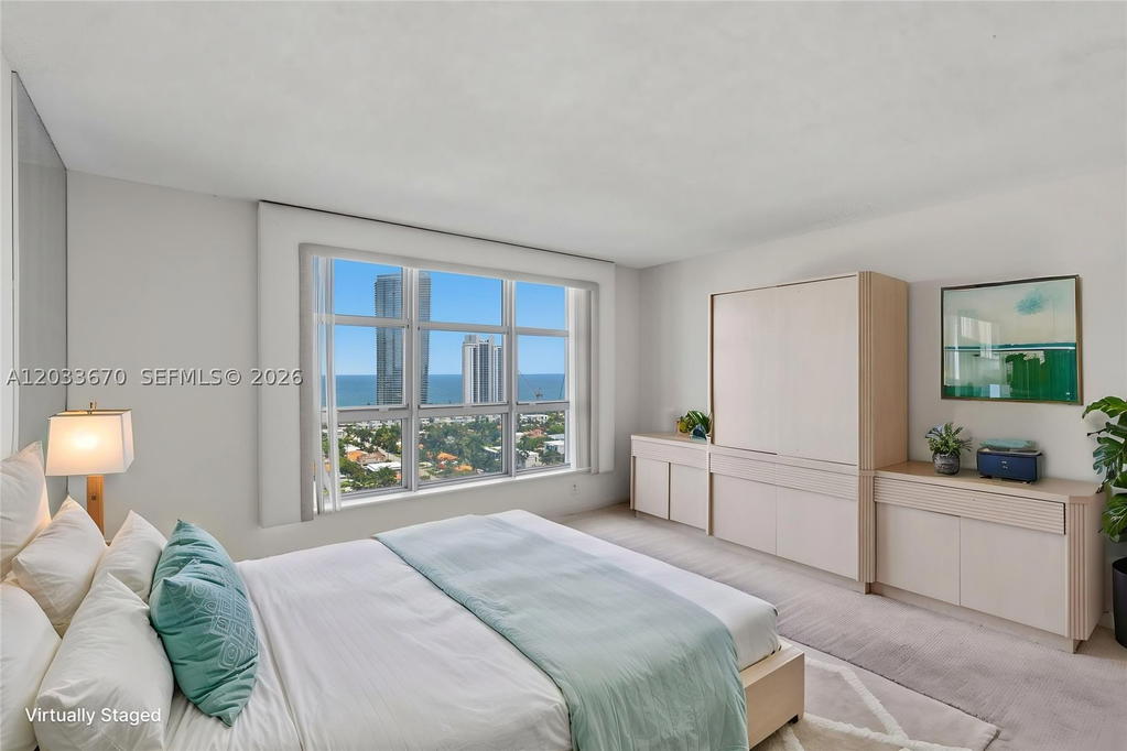 Real estate property located at 19195 36th Ct #2410, Miami-dade, Mystic Pointe Condo No Tw, Aventura, FL