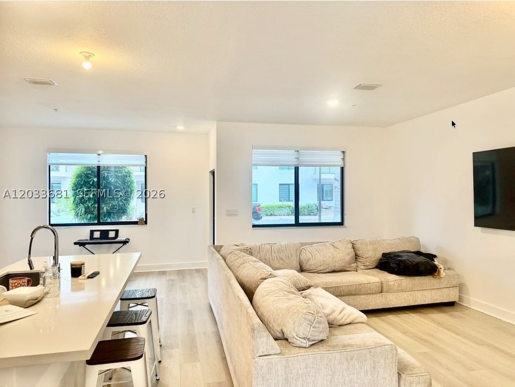 Real estate property located at 4700 84th Ave #15, Miami-dade, Urbana At The Residences, Doral, FL