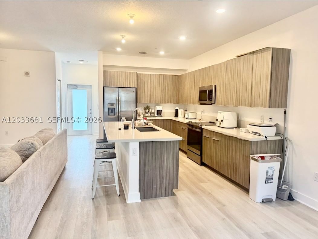 Real estate property located at 4700 84th Ave #15, Miami-dade, Urbana At The Residences, Doral, FL
