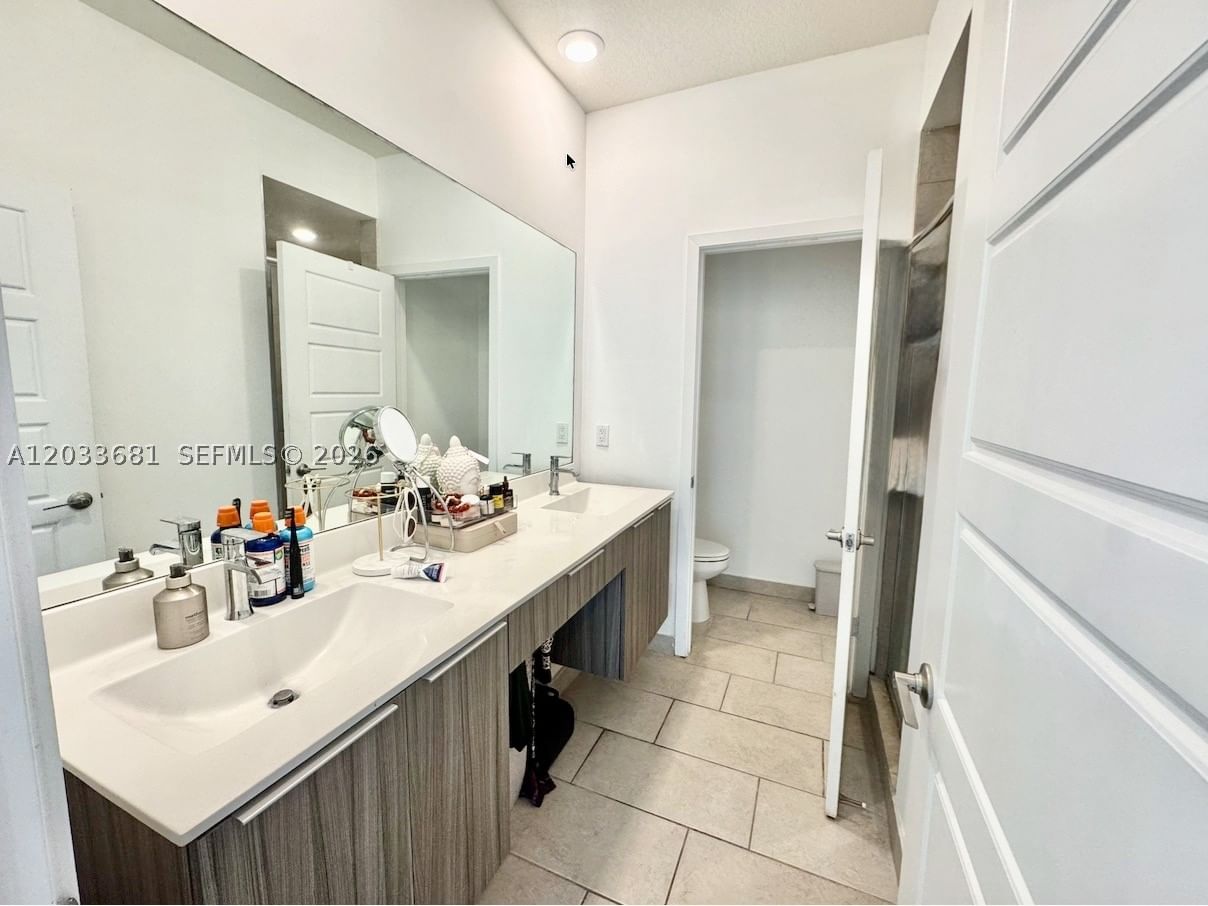 Real estate property located at 4700 84th Ave #15, Miami-dade, Urbana At The Residences, Doral, FL