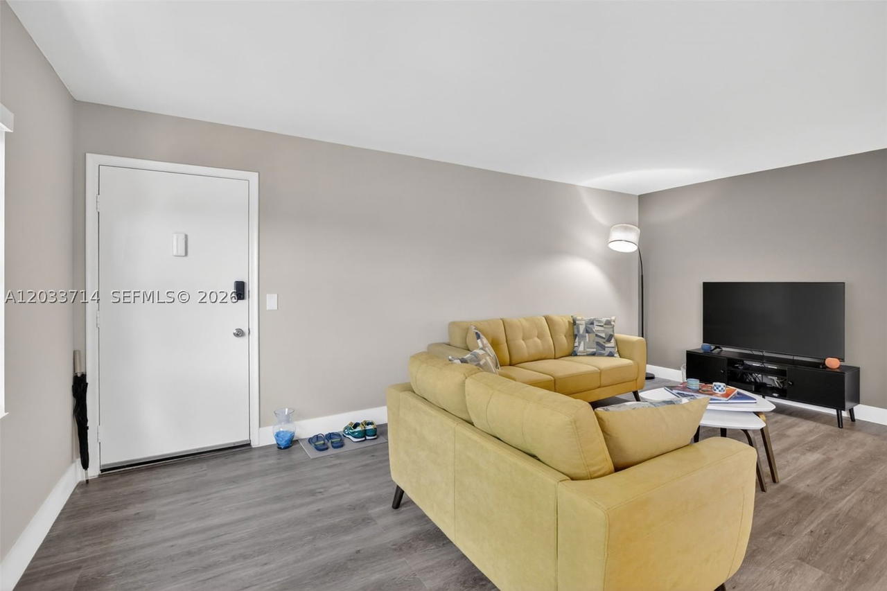 Real estate property located at 151 135th Ter #314T, Broward, New Hampton At Century Iv, Pembroke Pines, FL