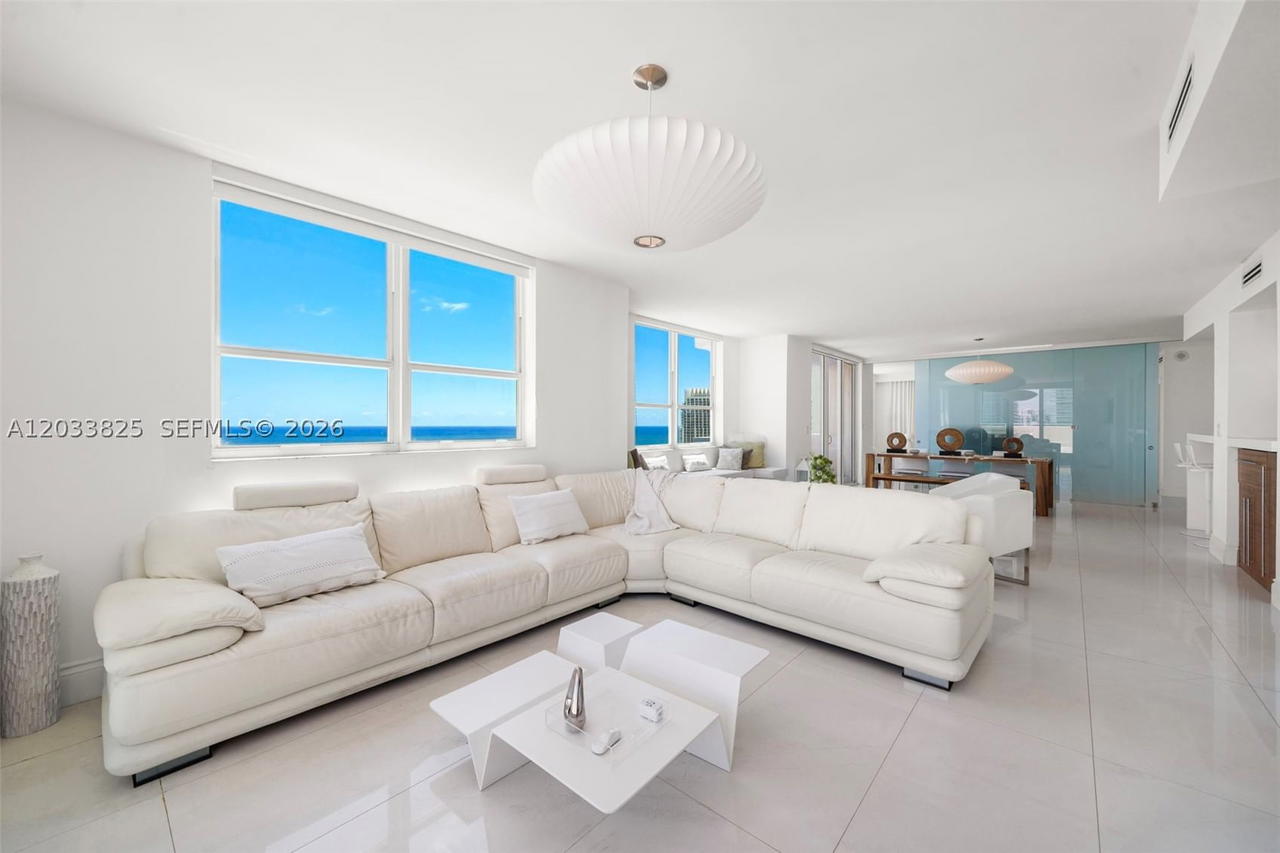 Real estate property located at 90 Alton Rd PH3209, Miami-dade, Yacht Club At Portofino C, Miami Beach, FL