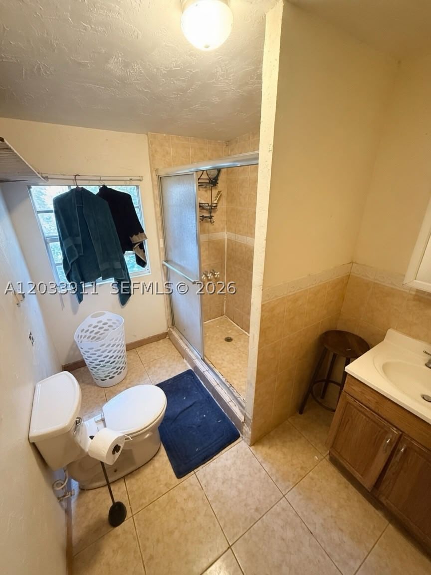 Real estate property located at 1100 24th Ave, Broward, Dixie Gardens, Hollywood, FL