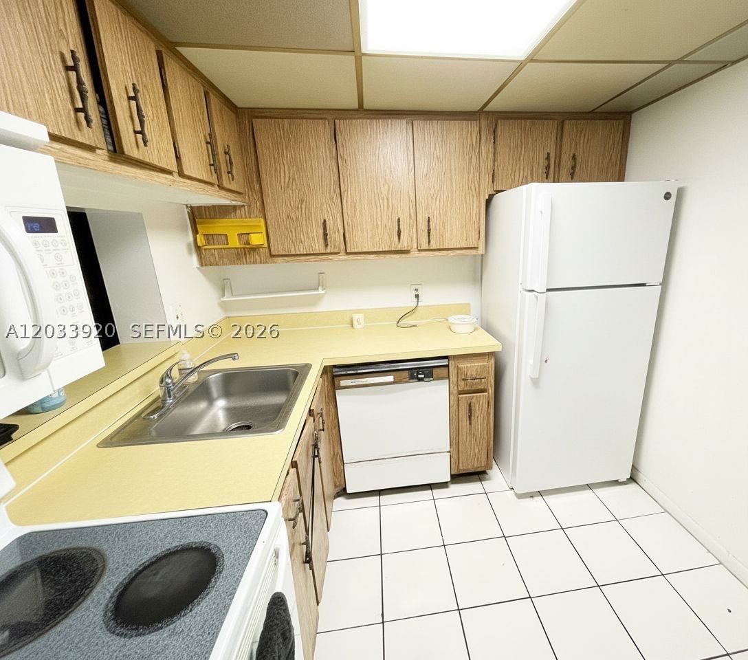 Real estate property located at 2800 56th Ave F201, Broward, Brookfield Square Condo, Lauderhill, FL