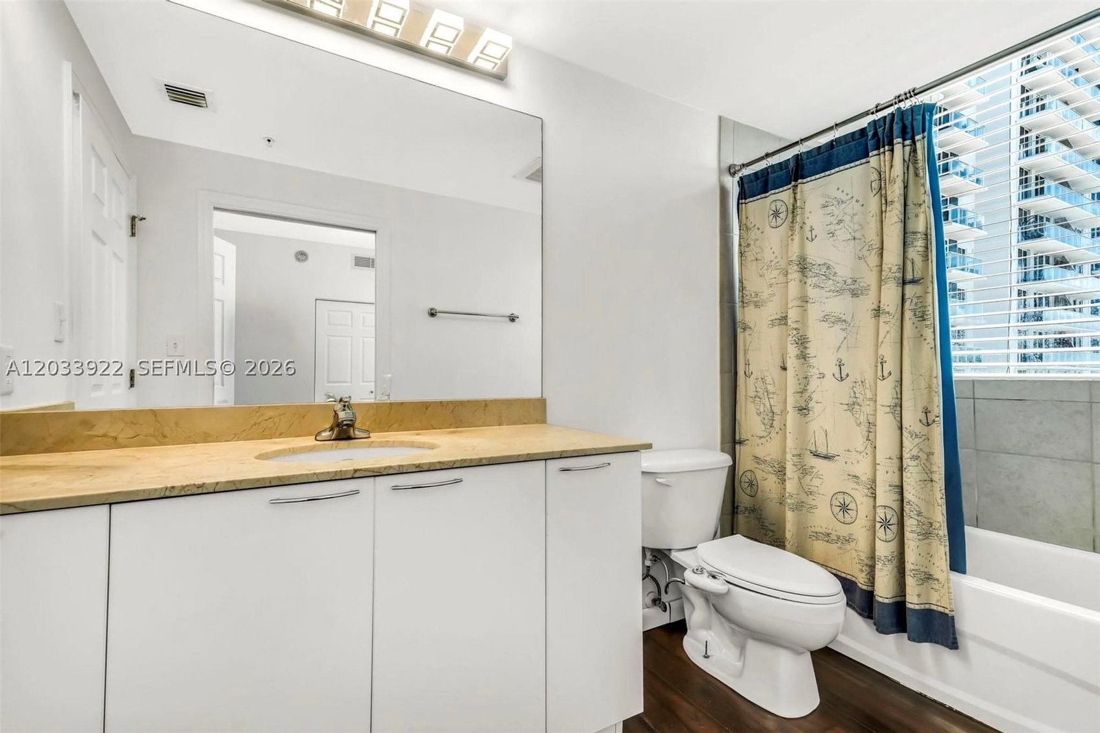 Real estate property located at 140 Dixie Hwy #501, Broward, Hollywood Station Res Con, Hollywood, FL