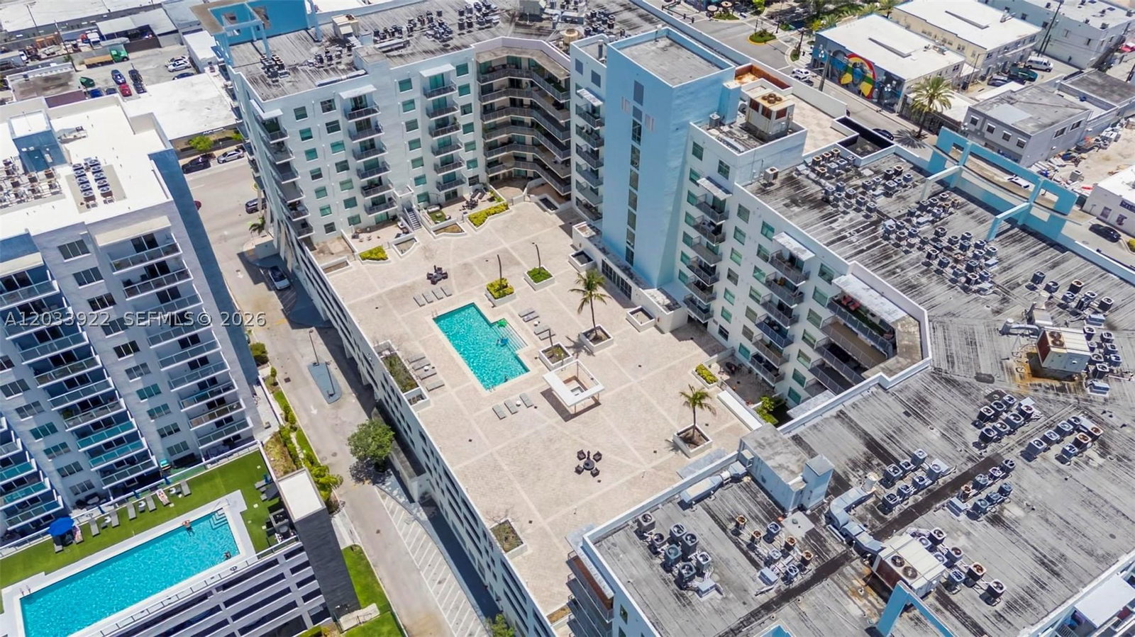 Real estate property located at 140 Dixie Hwy #501, Broward, Hollywood Station Res Con, Hollywood, FL