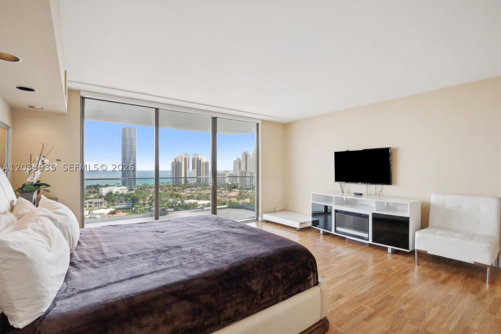 Real estate property located at 19707 Turnberry Way #20H, Miami-dade, Turnberry Isle Condo, Aventura, FL