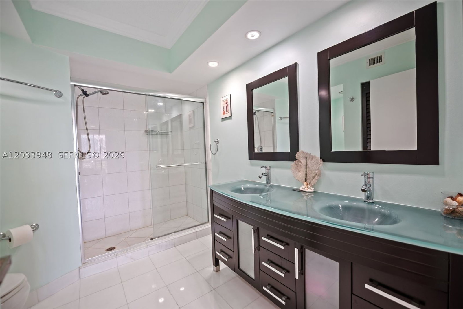 Real estate property located at 19101 36th Ct #504, Miami-dade, Mystic Pointe Condo No Th, Aventura, FL