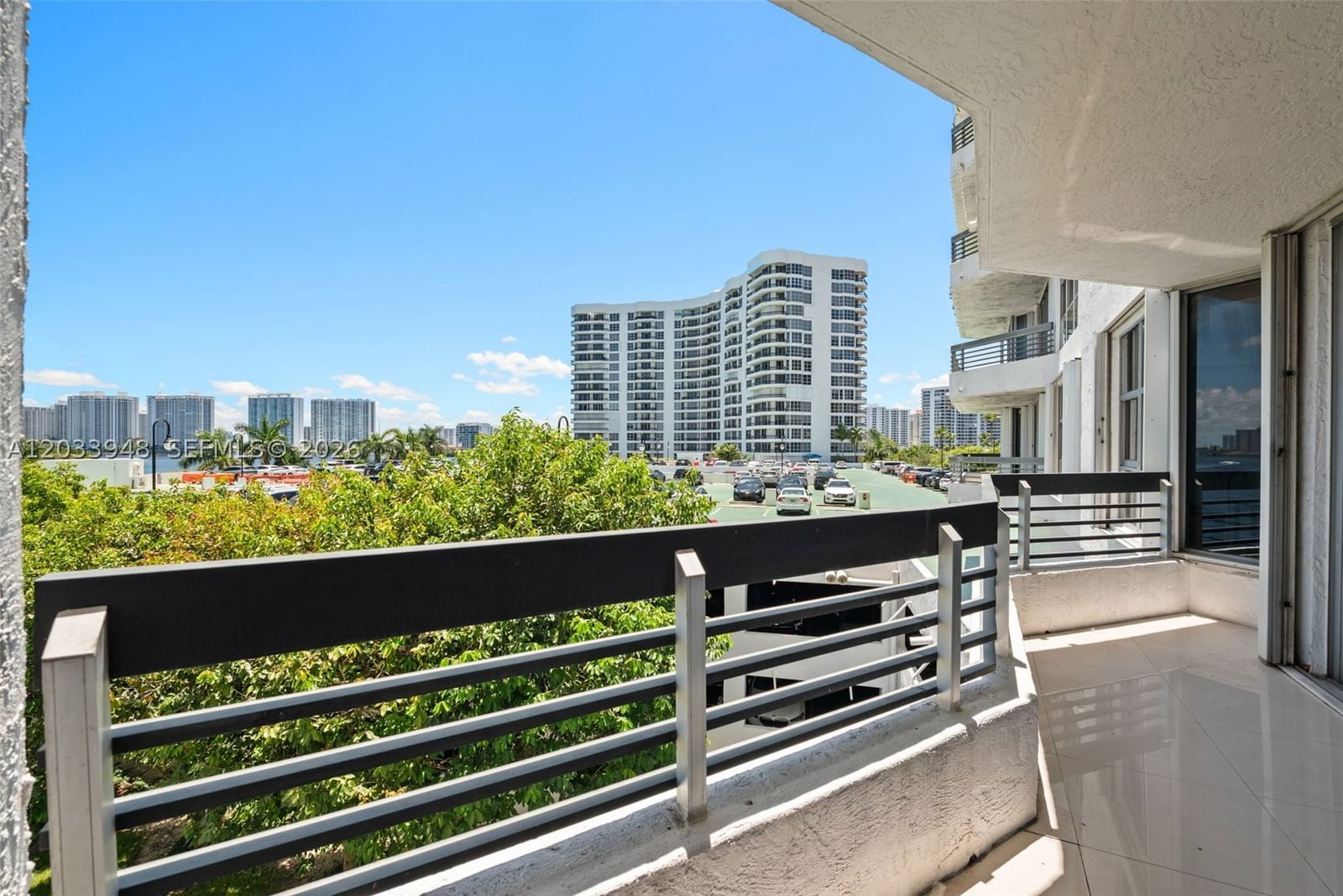 Real estate property located at 19101 36th Ct #504, Miami-dade, Mystic Pointe Condo No Th, Aventura, FL