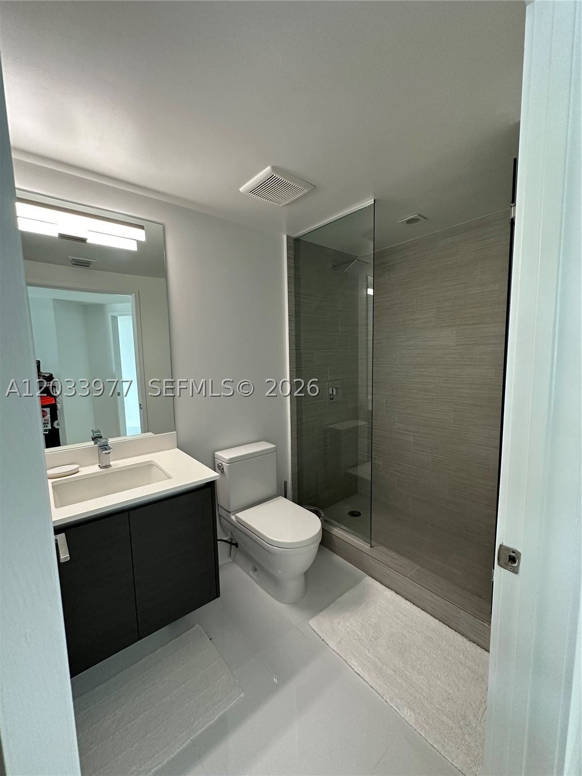 Real estate property located at 330 Sunny Isles Blvd #5-2002, Miami-dade, Parque Towers Condo, Sunny Isles Beach, FL