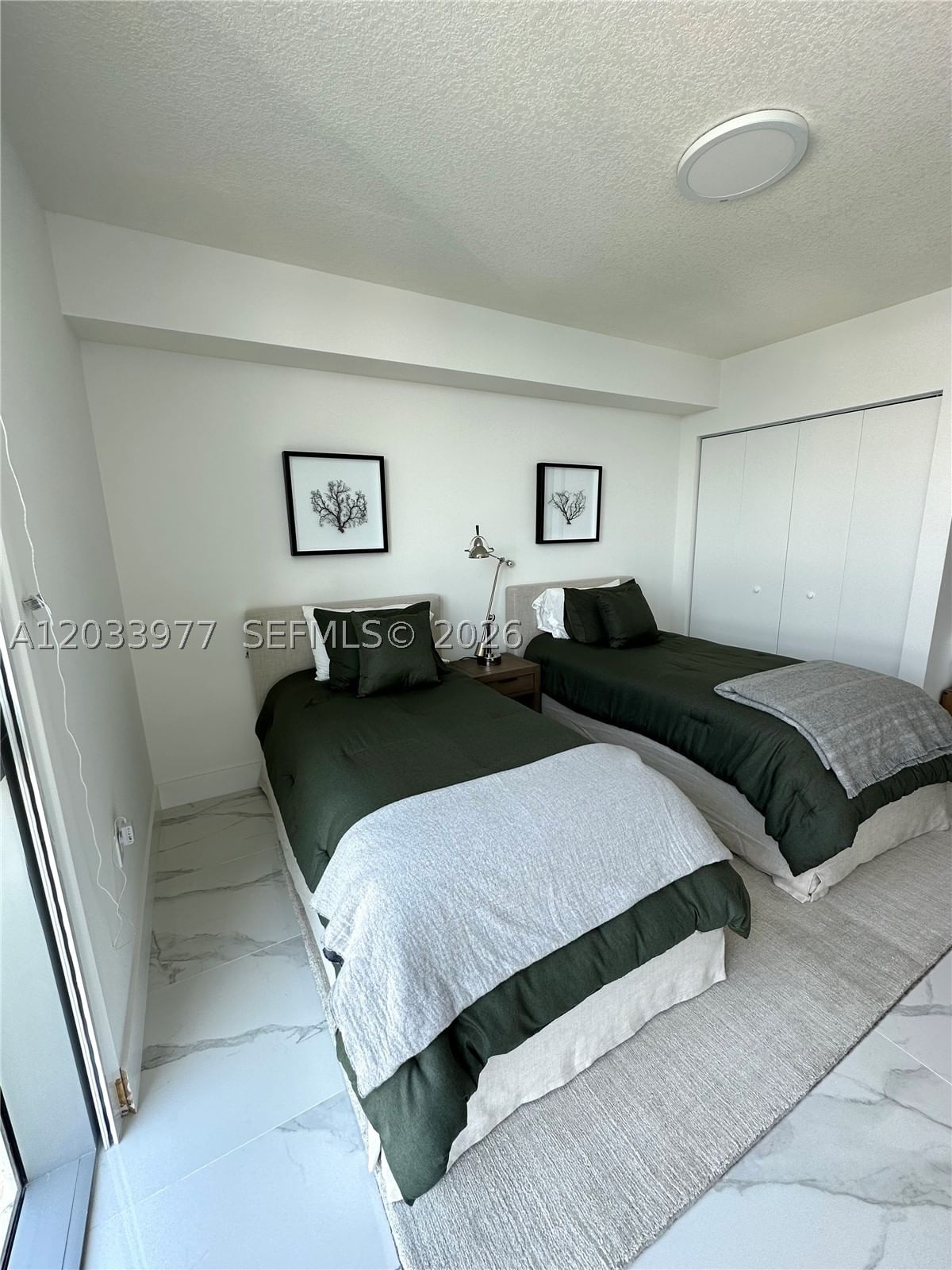 Real estate property located at 330 Sunny Isles Blvd #5-2002, Miami-dade, Parque Towers Condo, Sunny Isles Beach, FL