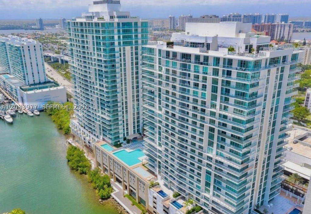Real estate property located at 330 Sunny Isles Blvd #5-2002, Miami-dade, Parque Towers Condo, Sunny Isles Beach, FL