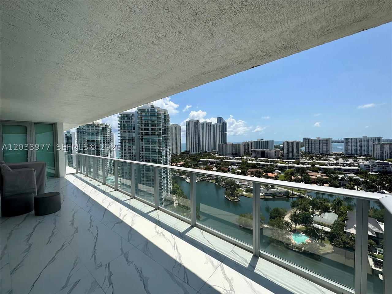 Real estate property located at 330 Sunny Isles Blvd #5-2002, Miami-dade, Parque Towers Condo, Sunny Isles Beach, FL
