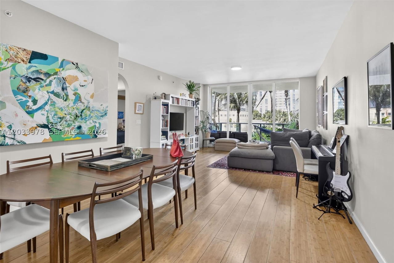 Real estate property located at 3340 190th St #402, Miami-dade, Aventura Marina Condo Num, Aventura, FL
