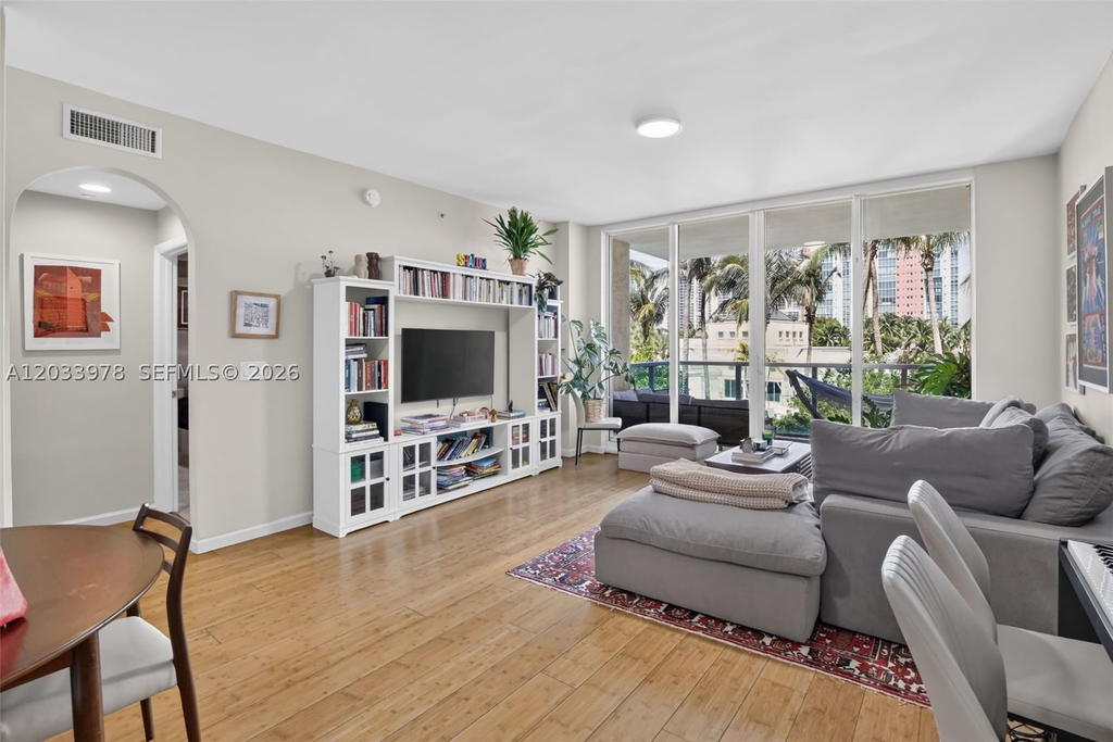 Real estate property located at 3340 190th St #402, Miami-dade, Aventura Marina Condo Num, Aventura, FL