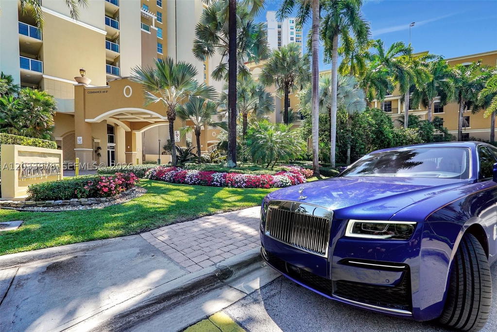 Real estate property located at 3340 190th St #402, Miami-dade, Aventura Marina Condo Num, Aventura, FL