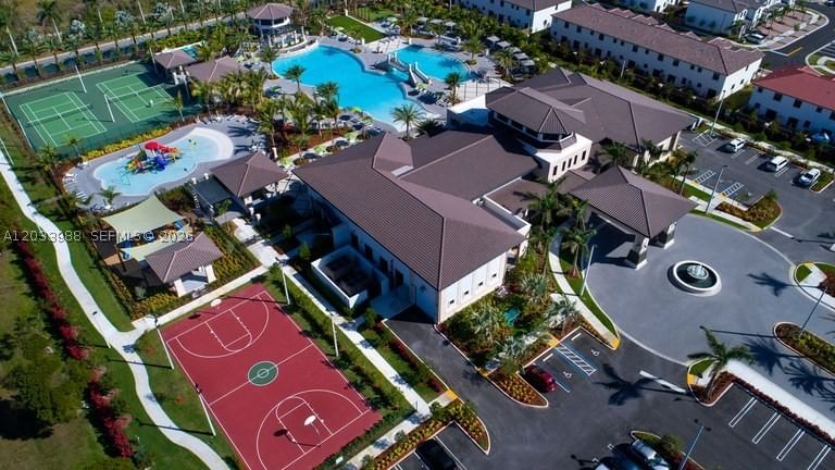 Real estate property located at 7635 103rd Pl, Miami-dade, Grand Bay South Estates, Doral, FL