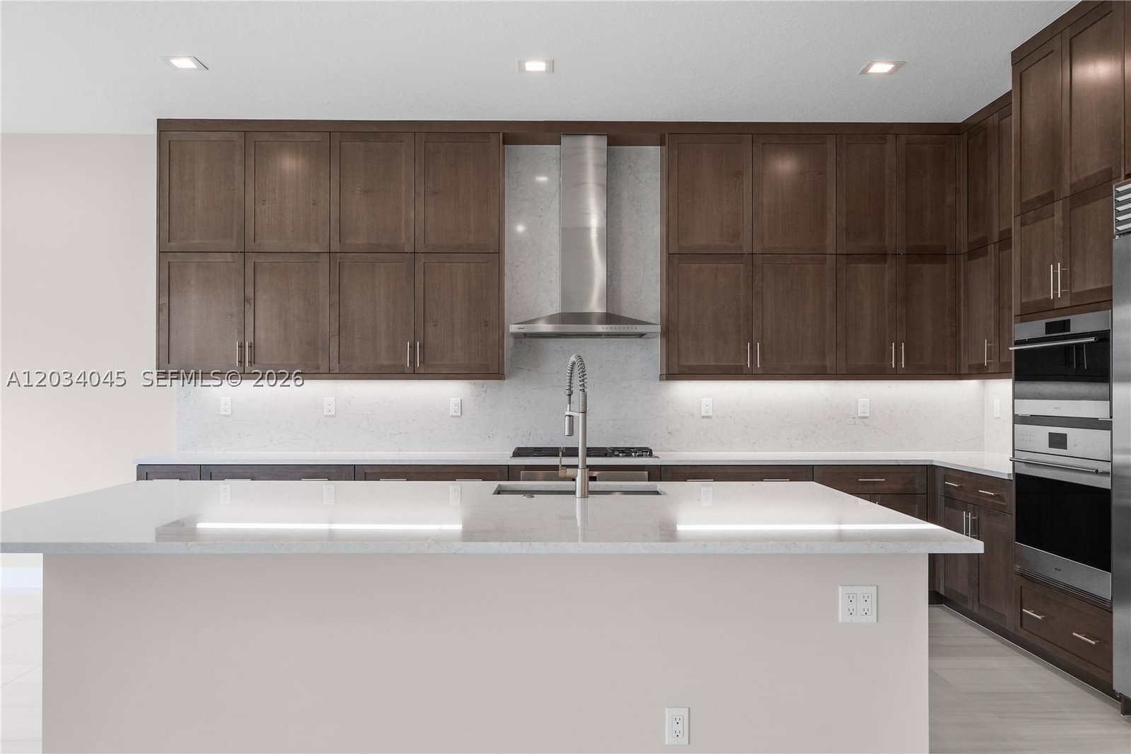 Real estate property located at 9523 Royal Woods Mnr, Palm Beach, Johns West Pud, Boca Raton, FL