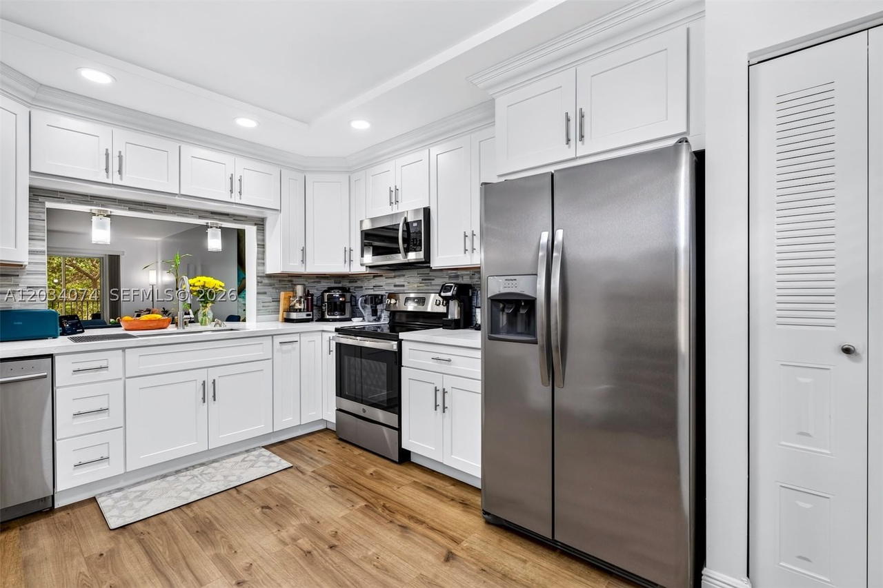 Real estate property located at 700 128th Ave #306C, Broward, Buckingham, Pembroke Pines, FL