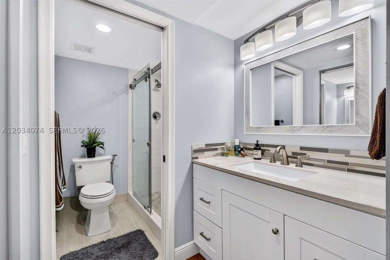 Real estate property located at 700 128th Ave #306C, Broward, Buckingham, Pembroke Pines, FL