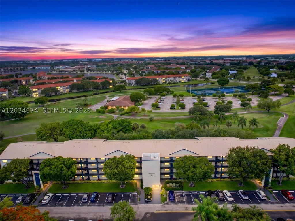 Real estate property located at 700 128th Ave #306C, Broward, Buckingham, Pembroke Pines, FL