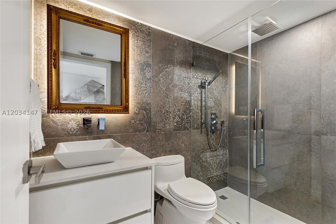 Real estate property located at 3 Grove Isle Dr C502, Miami-dade, Grove Isle Condo, Miami, FL