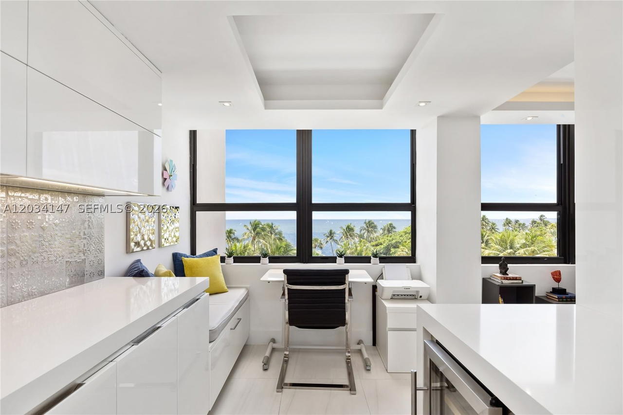 Real estate property located at 3 Grove Isle Dr C502, Miami-dade, Grove Isle Condo, Miami, FL