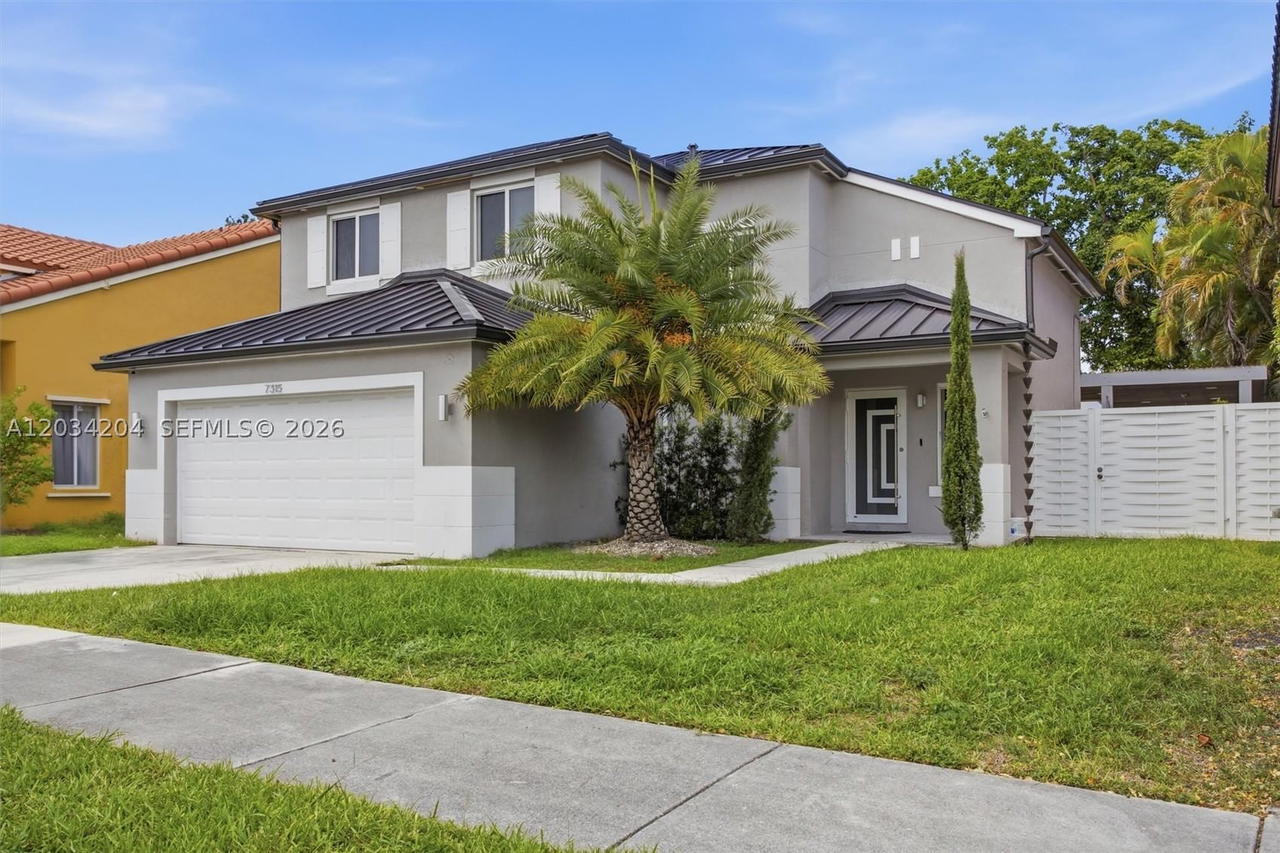 Real estate property located at 7315 158th Ave, Miami-dade, Weitzer Lago Mar Homes, Miami, FL
