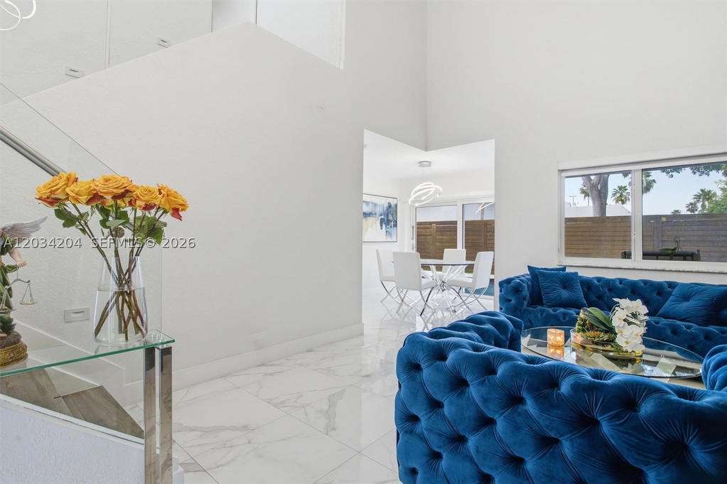Real estate property located at 7315 158th Ave, Miami-dade, Weitzer Lago Mar Homes, Miami, FL