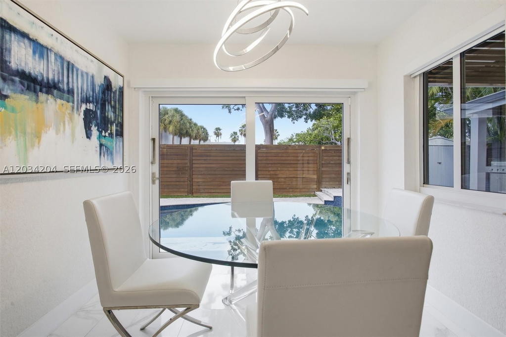 Real estate property located at 7315 158th Ave, Miami-dade, Weitzer Lago Mar Homes, Miami, FL