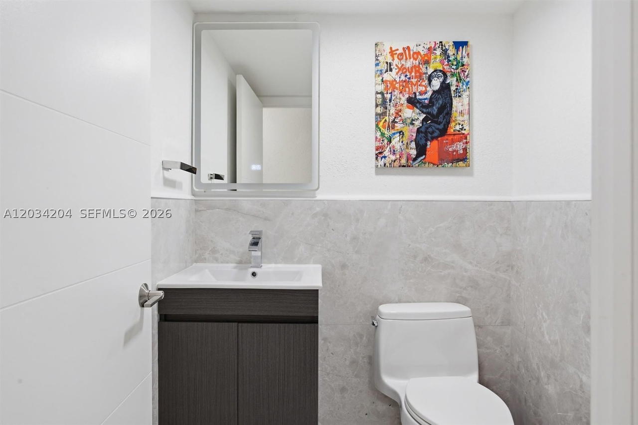 Real estate property located at 7315 158th Ave, Miami-dade, Weitzer Lago Mar Homes, Miami, FL