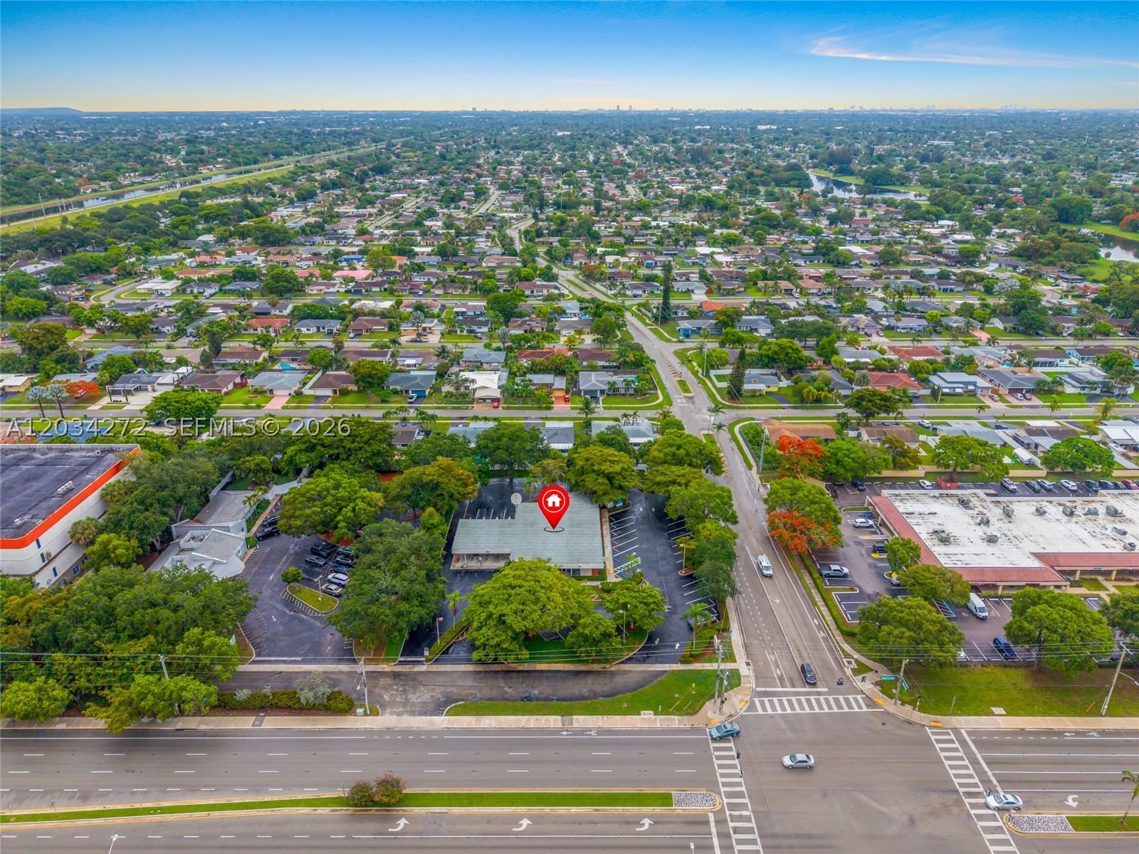 Real estate property located at 8200 University Dr, Broward, Lyons Commercial Sub No 3, Tamarac, FL