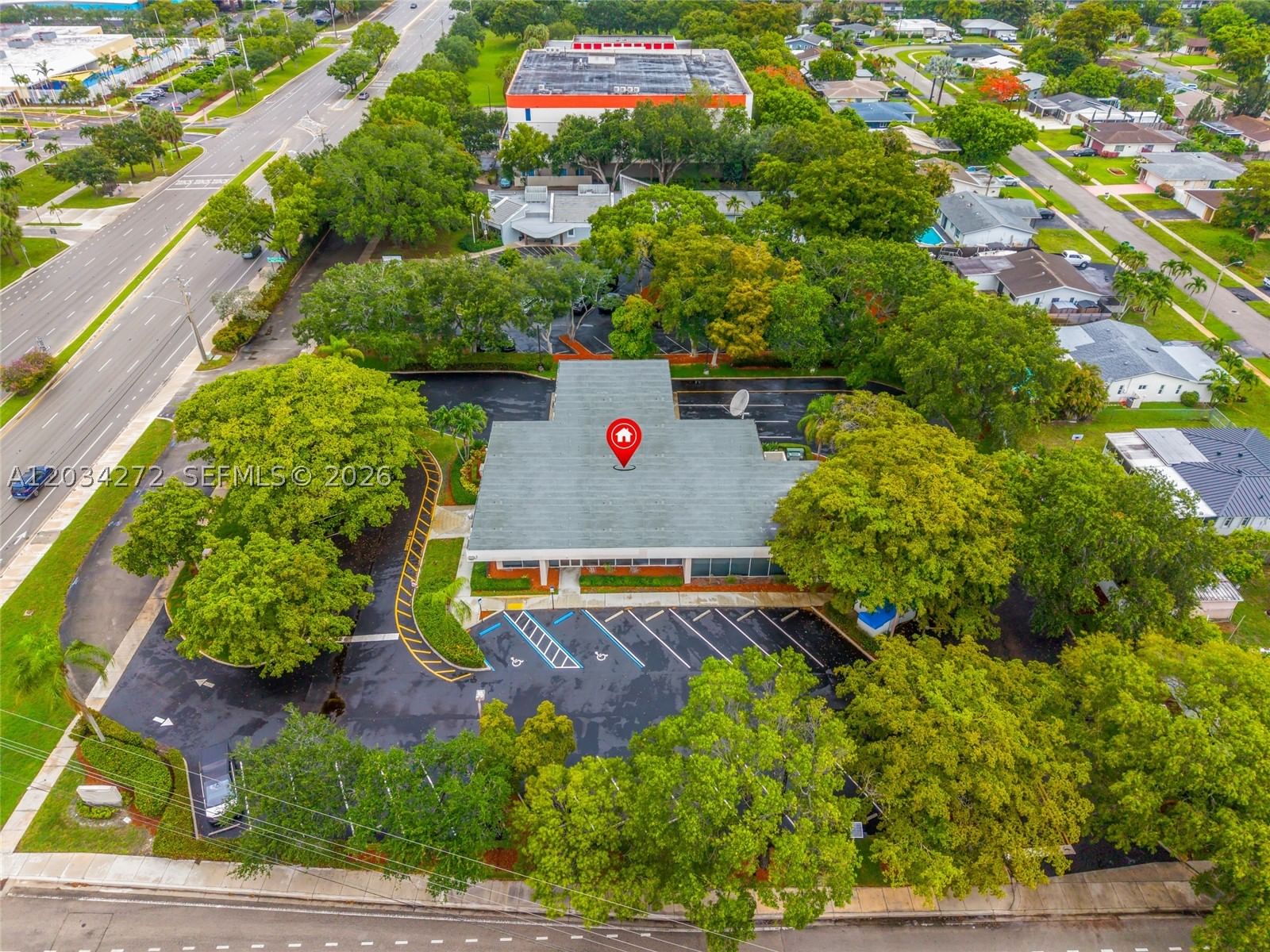 Real estate property located at 8200 University Dr, Broward, Lyons Commercial Sub No 3, Tamarac, FL