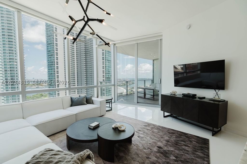 Real estate property located at 851 1st Ave #2403, Miami-dade, Paramount Miami Worldcent, Miami, FL