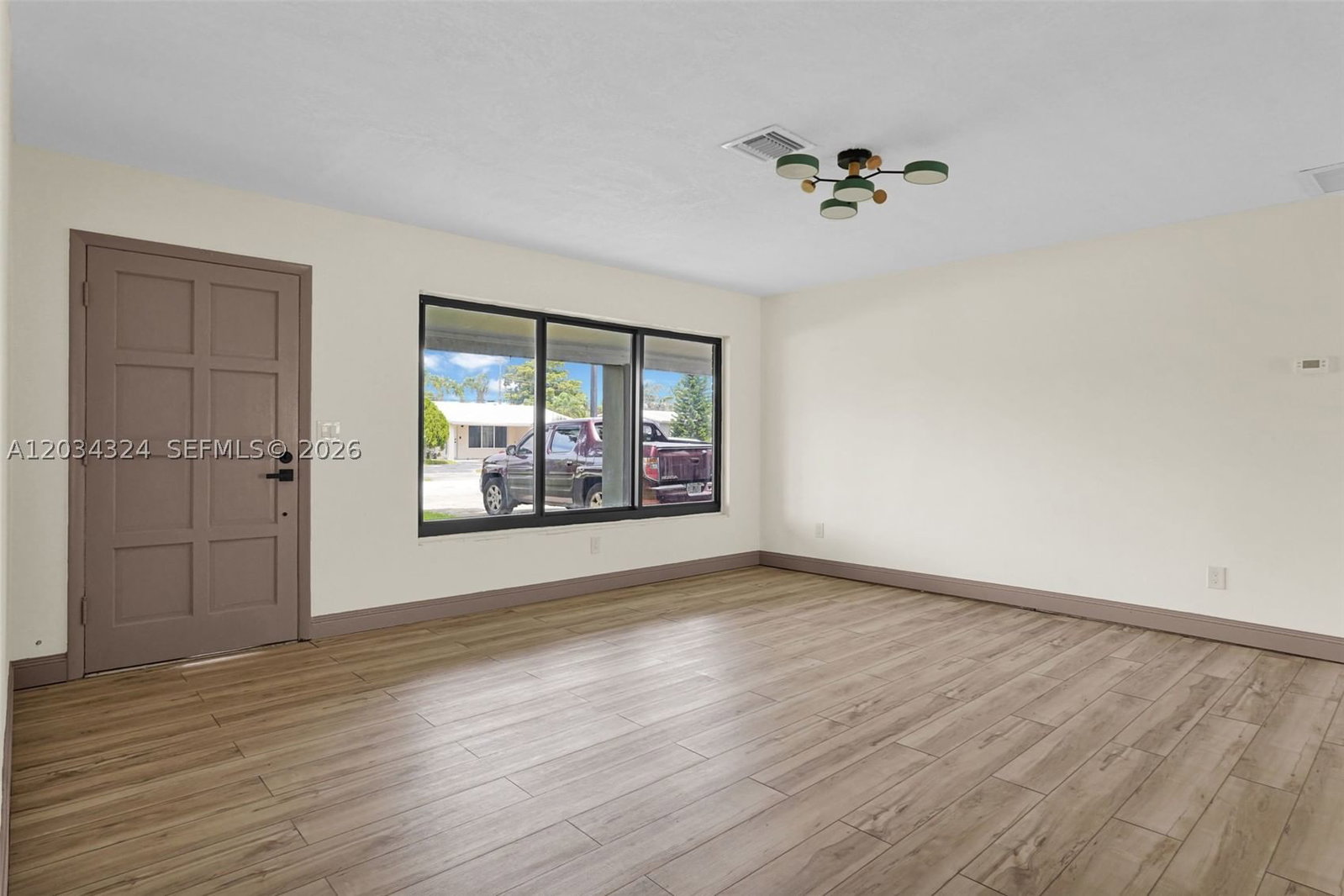 Real estate property located at 3140 9th Ter, Broward, Cresthaven No 11, Pompano Beach, FL