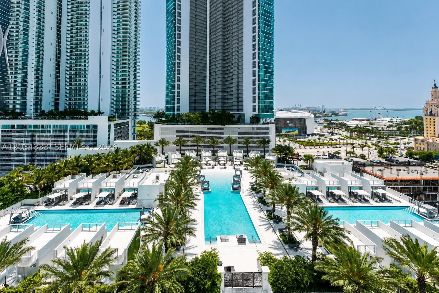 Real estate property located at 851 1st Ave #2303, Miami-dade, Paramount Miami Worldcent, Miami, FL