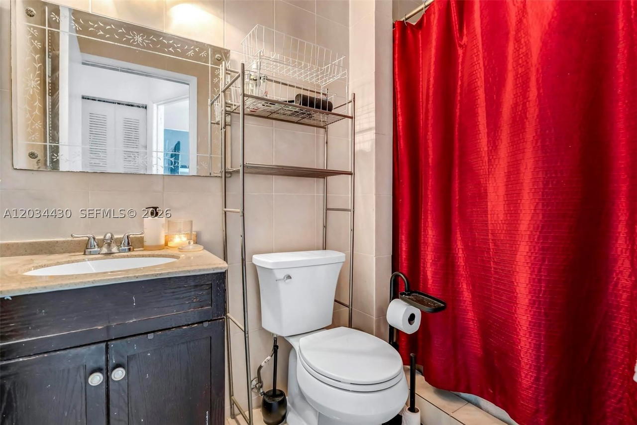 Real estate property located at 11937 117th Ct, Miami-dade, Towngate South Sec 3, Miami, FL