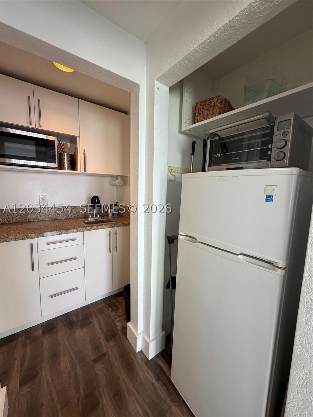 Real estate property located at 700 Biltmore Way #1216, Miami-dade, David William Hotel Condo, Coral Gables, FL