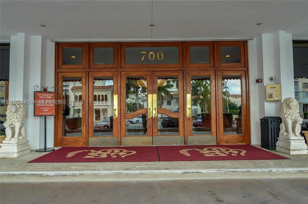 Real estate property located at 700 Biltmore Way #1216, Miami-dade, David William Hotel Condo, Coral Gables, FL