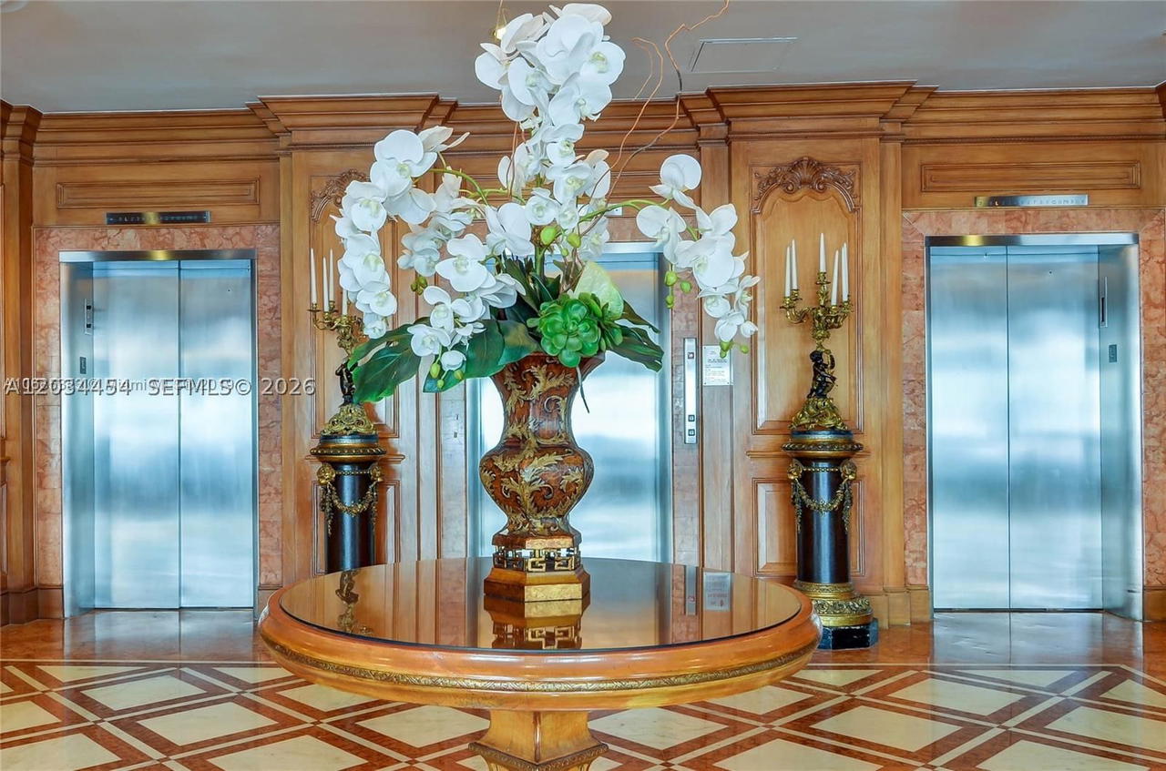 Real estate property located at 700 Biltmore Way #1216, Miami-dade, David William Hotel Condo, Coral Gables, FL