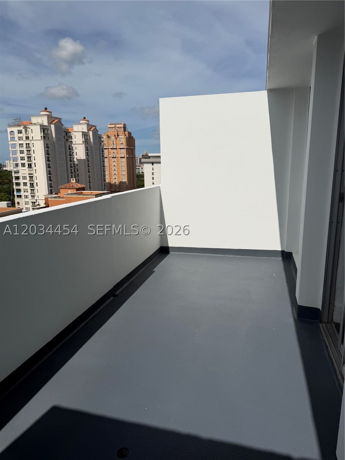 Real estate property located at 700 Biltmore Way #1216, Miami-dade, David William Hotel Condo, Coral Gables, FL