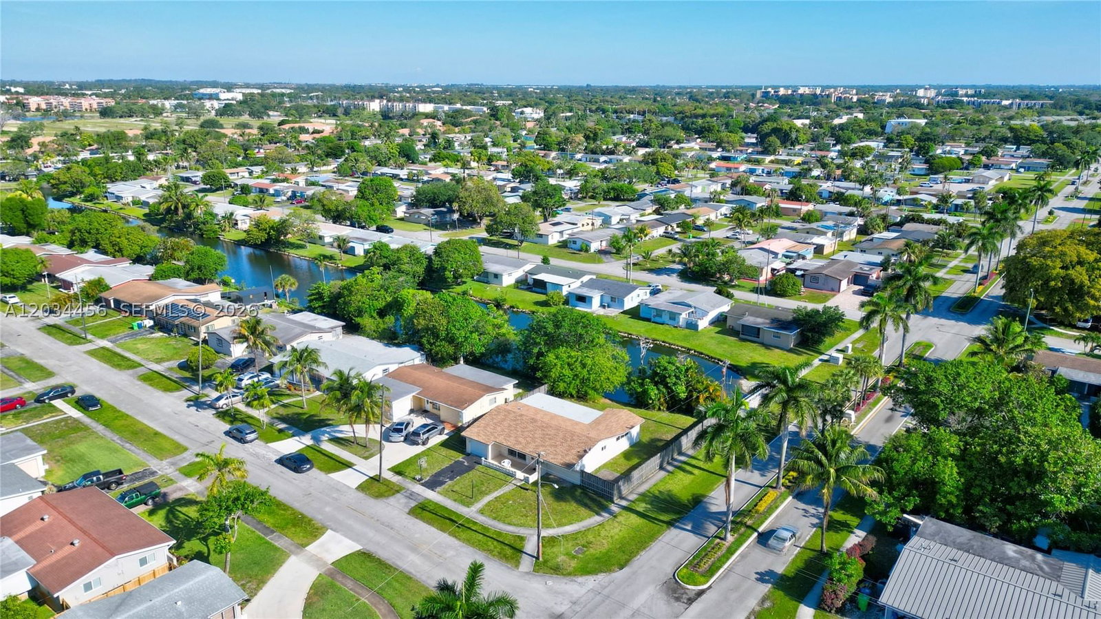 Real estate property located at 6801 25th Ct, Broward, Sunrise Golf Village Seco, Sunrise, FL