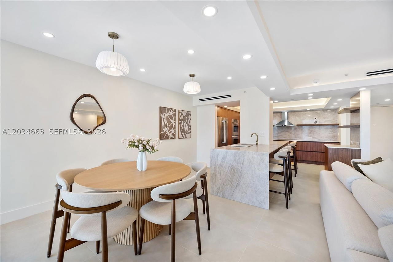 Real estate property located at 19355 Turnberry Way #19F, Miami-dade, Turnberry Towers Condo, Aventura, FL