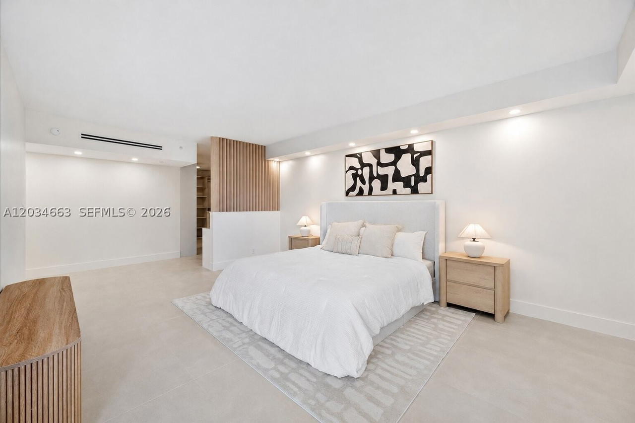 Real estate property located at 19355 Turnberry Way #19F, Miami-dade, Turnberry Towers Condo, Aventura, FL