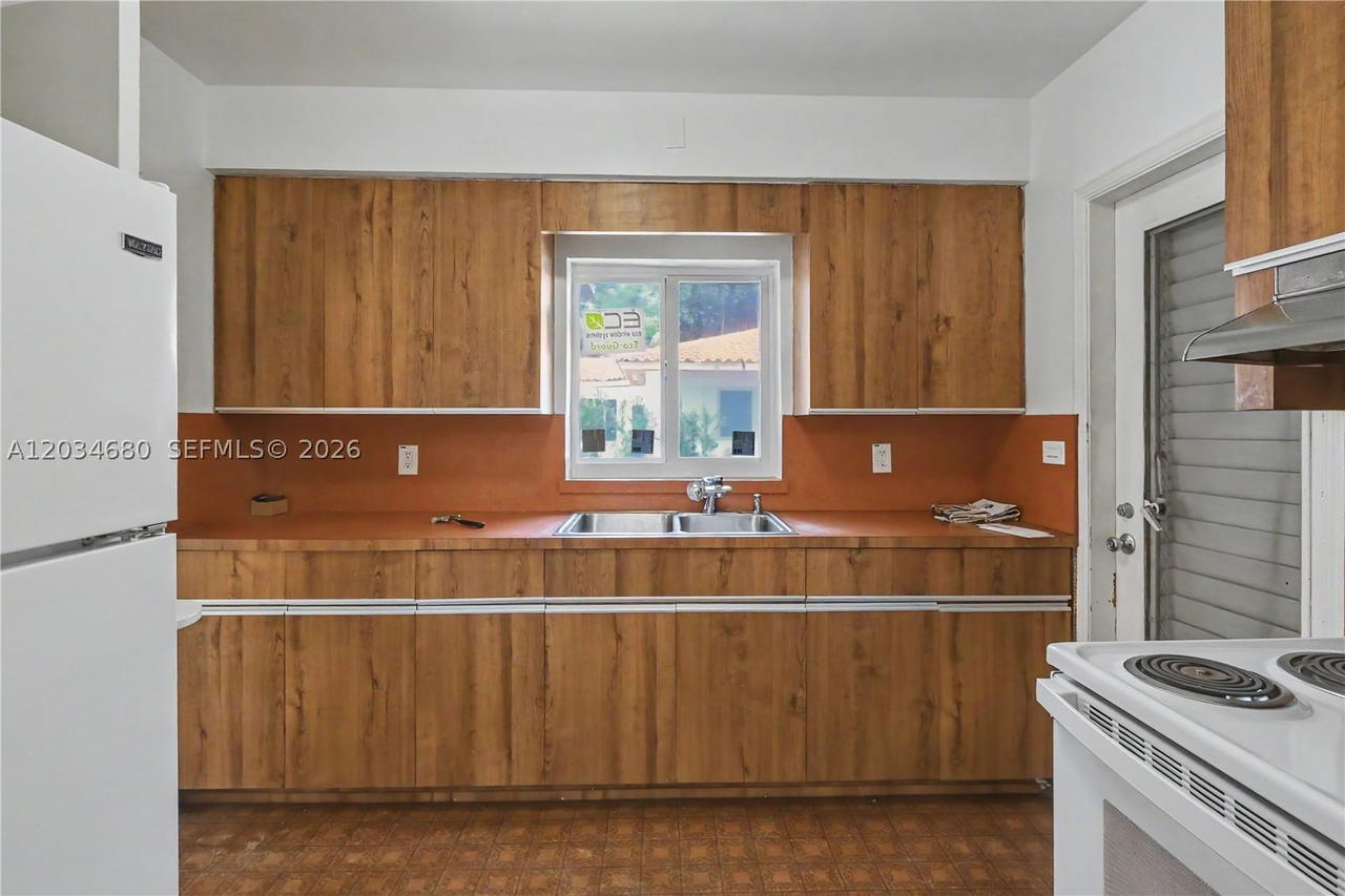 Real estate property located at 236 Candia Ave, Miami-dade, Coconut Gr Sec 1 C Gab, Coral Gables, FL